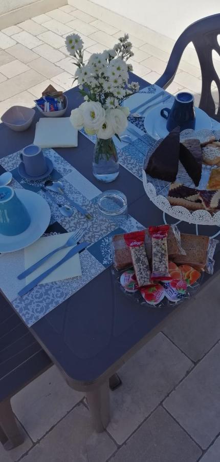 Il Vicoletto Bed & Breakfast Pulsano Bagian luar foto