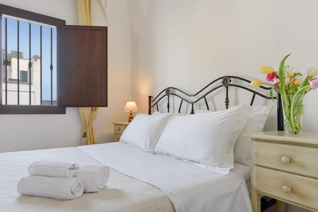 Il Vicoletto Bed & Breakfast Pulsano Bagian luar foto