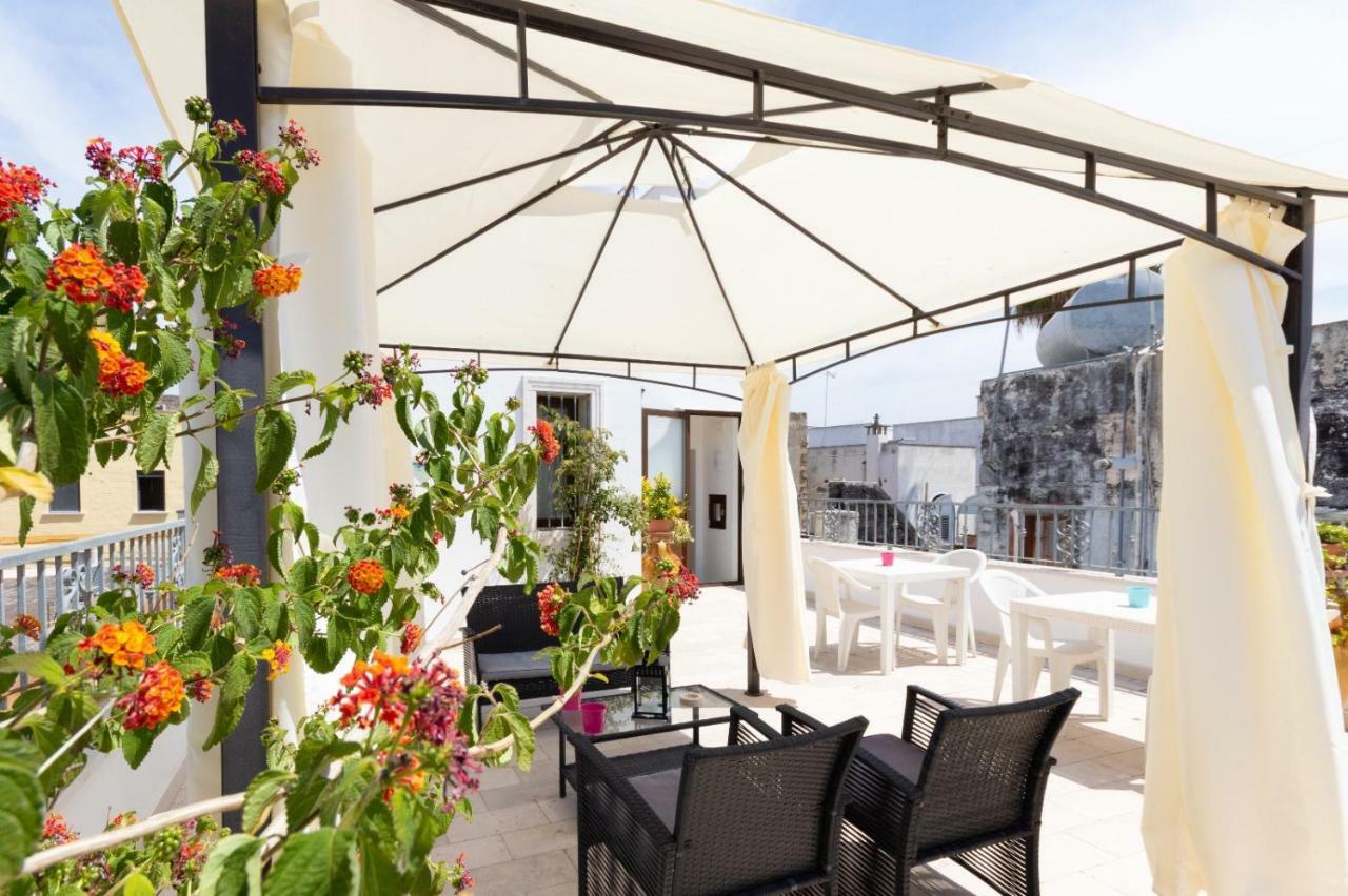 Il Vicoletto Bed & Breakfast Pulsano Bagian luar foto