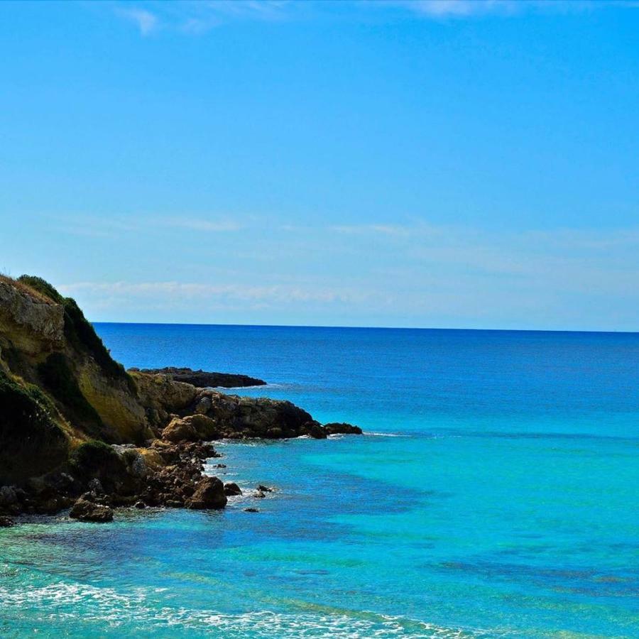 Il Vicoletto Bed & Breakfast Pulsano Bagian luar foto