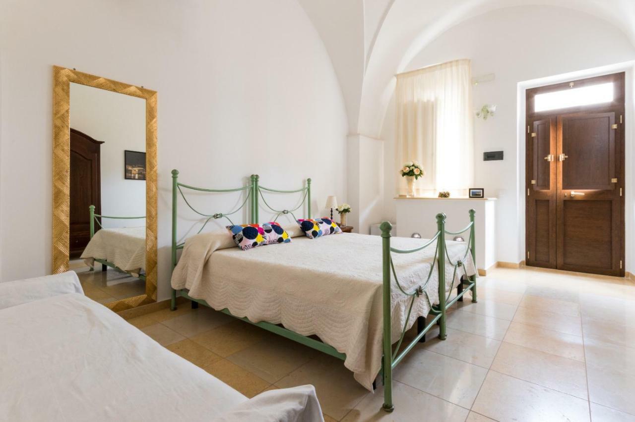 Il Vicoletto Bed & Breakfast Pulsano Bagian luar foto