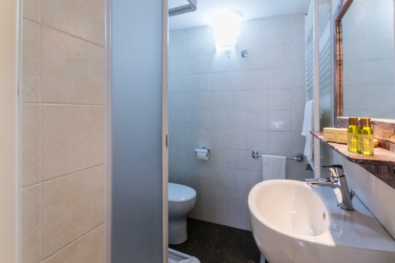 Il Vicoletto Bed & Breakfast Pulsano Bagian luar foto